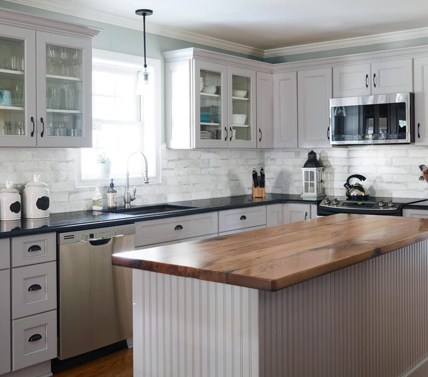 Solid Kitchen Cabinets in Buffalo Grove at Fusion Home Corp. - Fusion Home